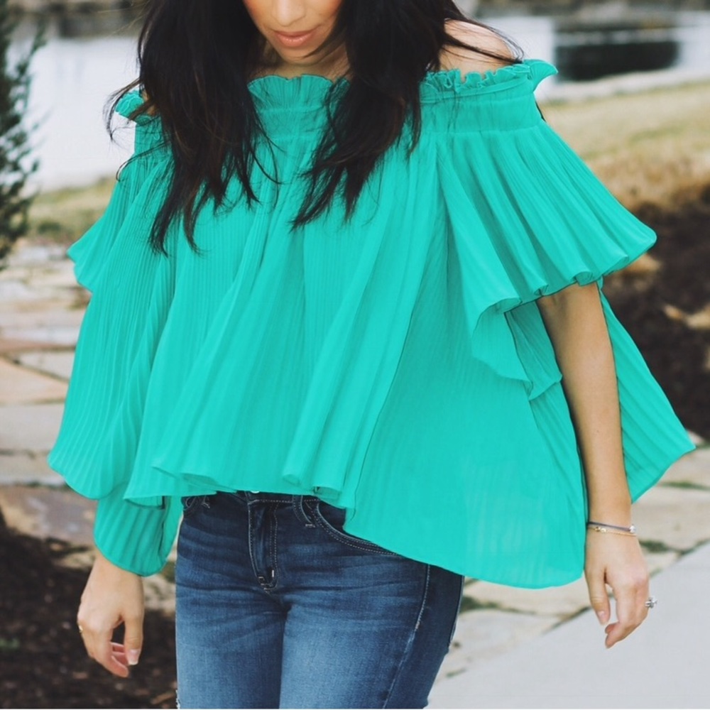 ENDLESS ROSE RUFFLED GREEN TOP
